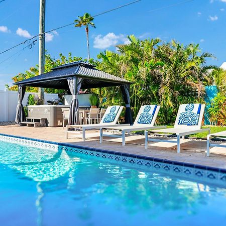 Ocean House With Hot Tub And Heated Pool ! Beach 1 Minute Walk ! Villa Cape Canaveral Exterior photo